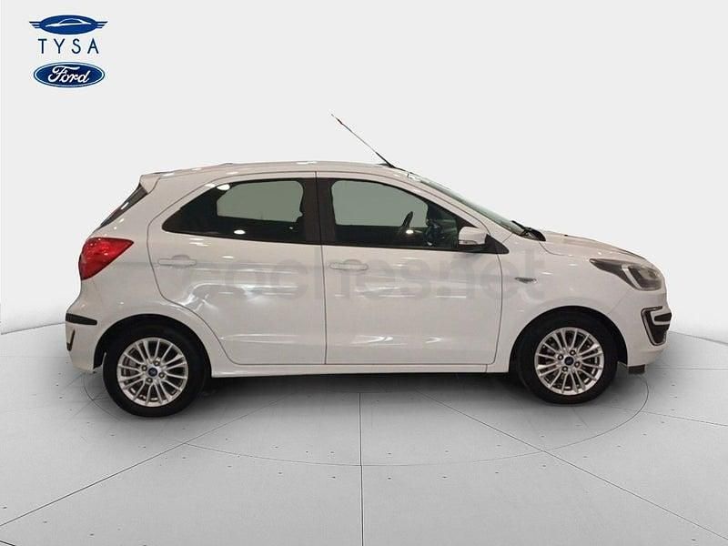 Usado Ford Ka Plus Ultimate 85 CV (62 kW) 2019 Blanco Utilitario
