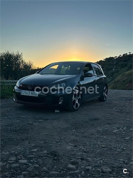 Usado VW Golf VI GTI 210 CV (154 kW) 2011 Negro Utilitario