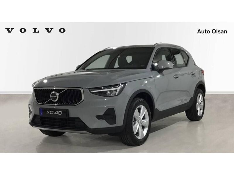 Gris Nuevo 2025 Volvo XC40 Core SUV | 39.830 € (Precio justo) - Imagen 1/4
