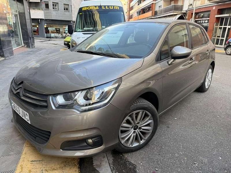 Beige Usado 2016 Citroën C4 Feel Utilitario | 7990 € (Precio justo) - Imagen 1/4