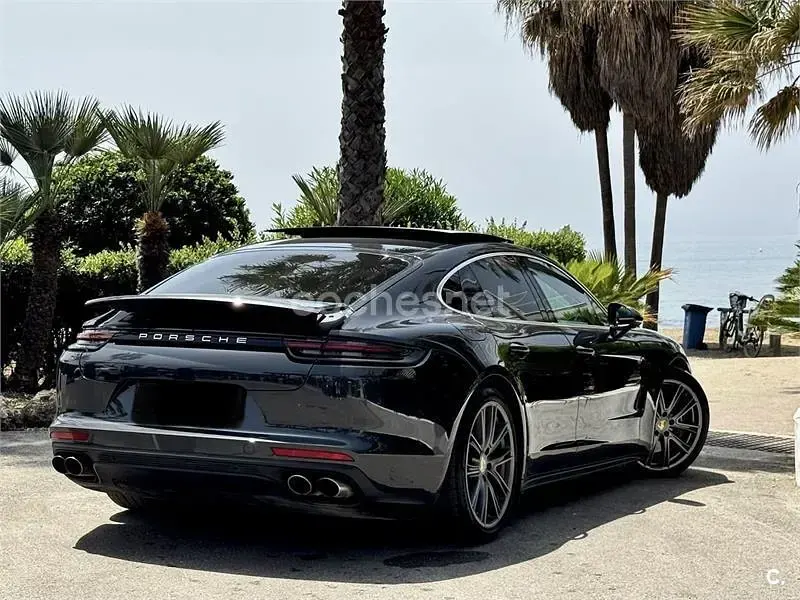 Usado Porsche Panamera 4 462 CV (339 kW) 2018 Gris / plata Utilitario