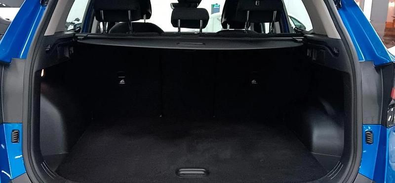 Usado Kia Sportage 136 CV (100 kW) 2024 Blue flame SUV