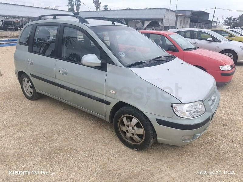 Usado Hyundai Matrix GLS 123 CV (90 kW) 2004 Verde Monovolumen