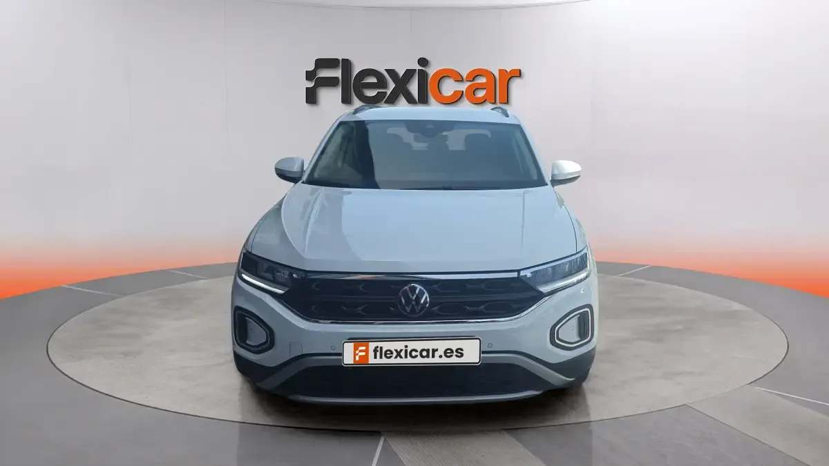Usado VW T-Roc 116 CV (85 kW) 2025 Blanco SUV