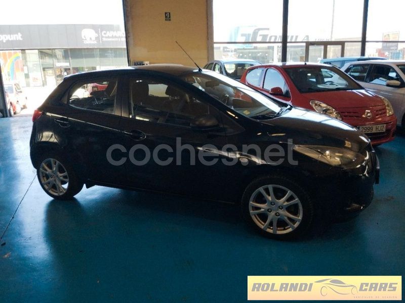 Usado Mazda 2 Active 75 CV (55 kW) 2007 Negro Berlina