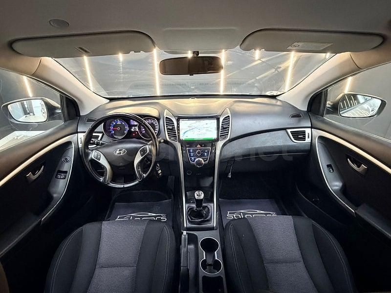 Usado Hyundai i30 90 CV (66 kW) 2013 Gris / plata Berlina