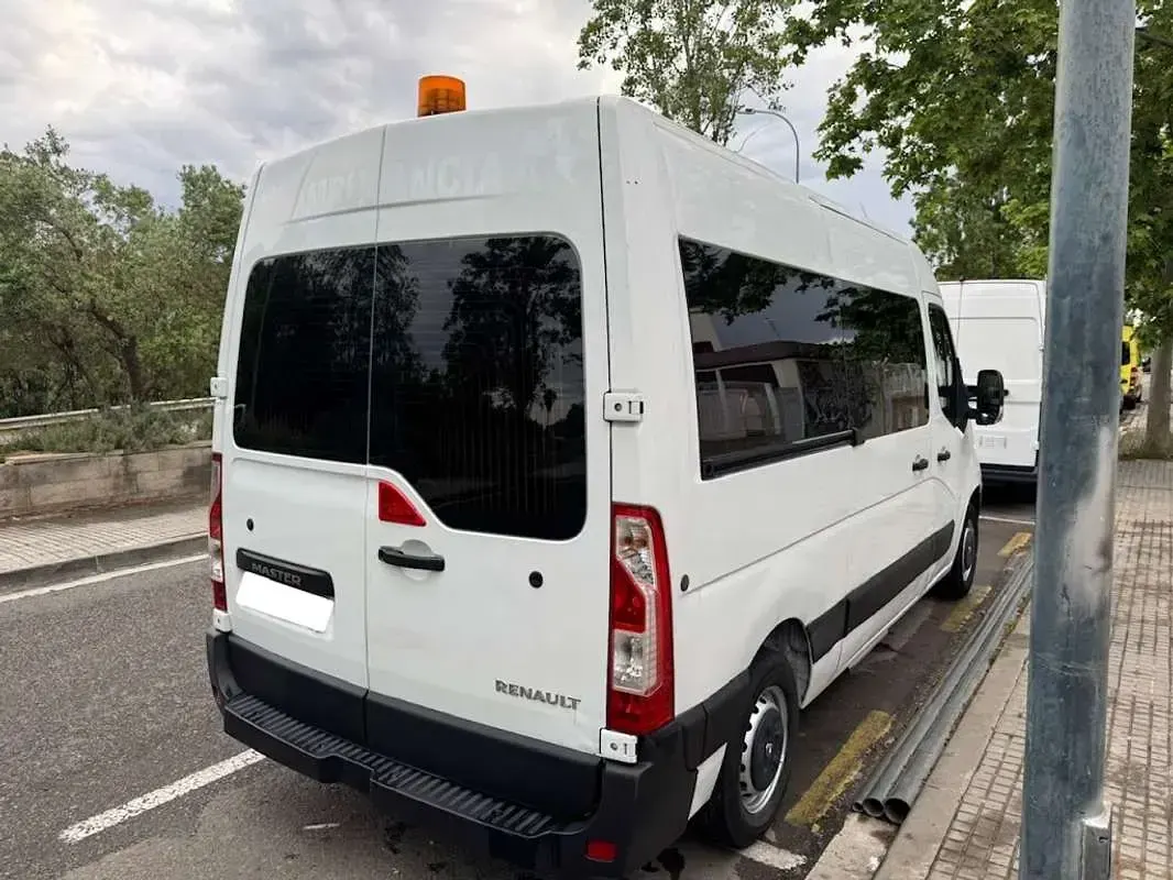 Usado Renault Master 125 CV (91 kW) 2015 Blanco Van