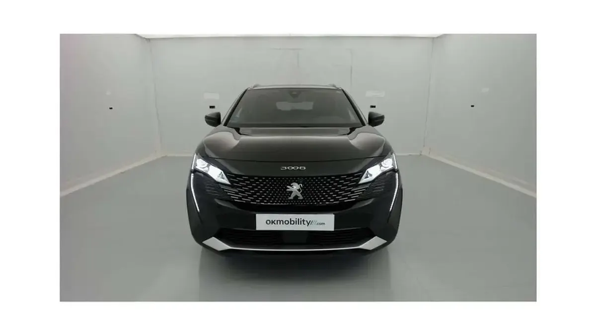 Usado Peugeot 3008 GT 300 CV (220 kW) 2022 Negro SUV