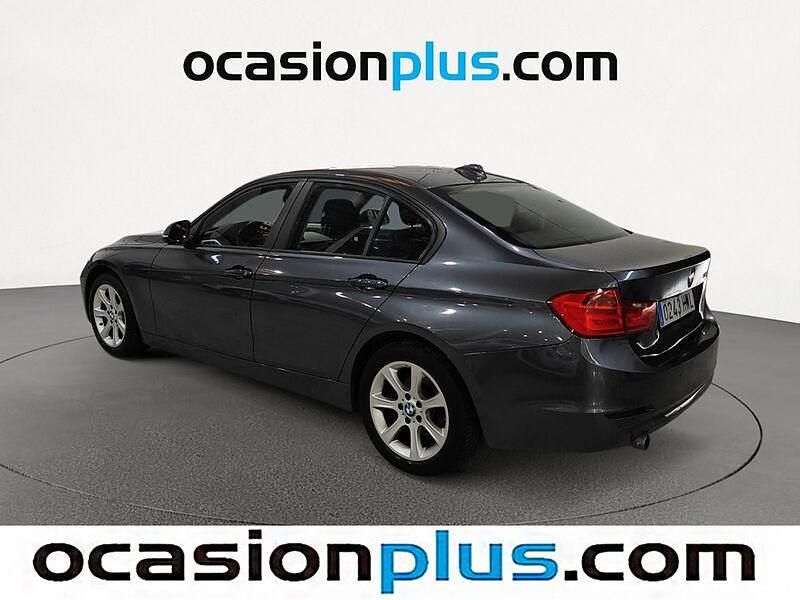Usado BMW 318 143 CV (105 kW) 2014 Gris Berlina