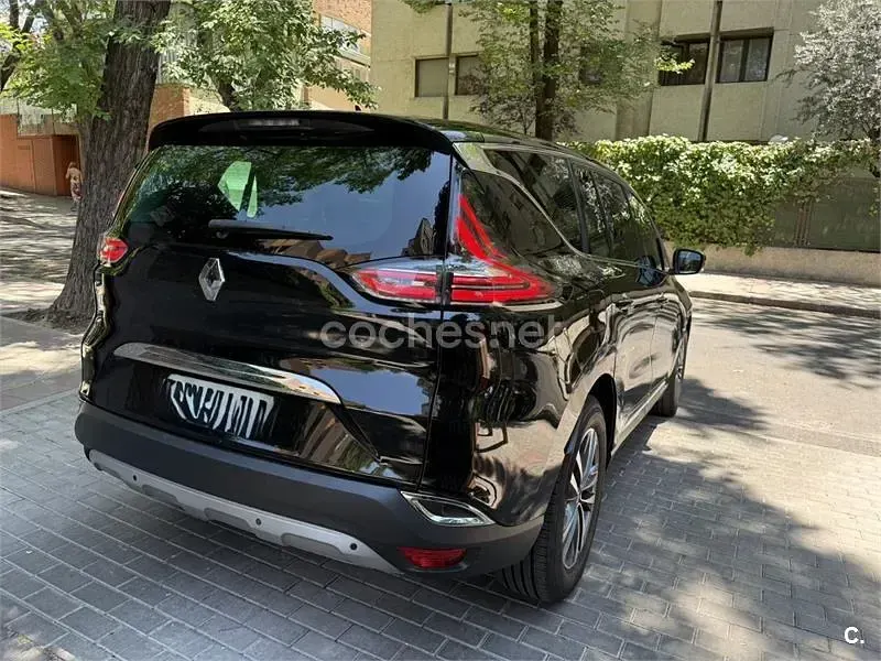 Usado Renault Espace Intens 160 CV (117 kW) 2019 Negro Monovolumen