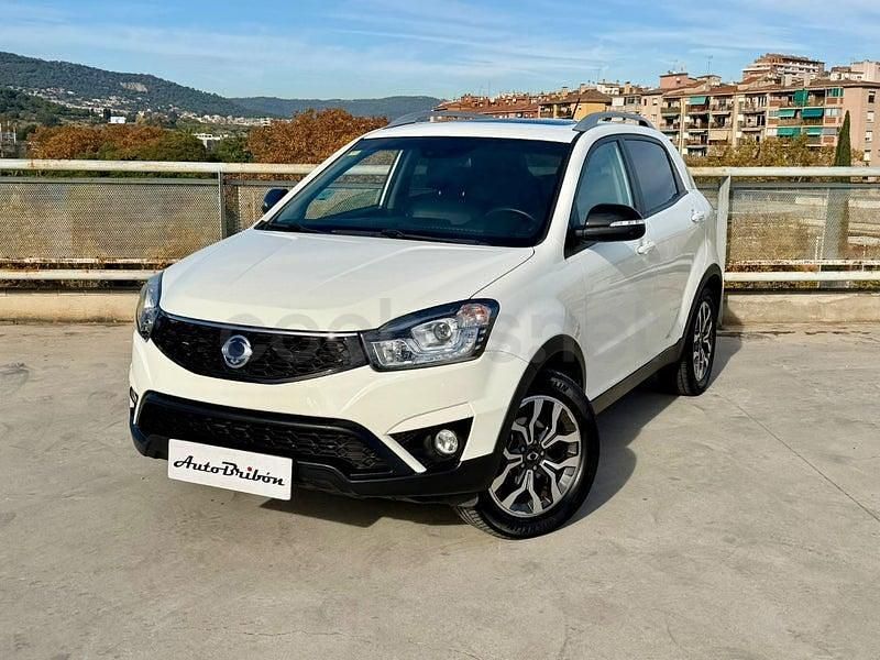 Usado Ssangyong (KGM) Korando Limited 178 CV (130 kW) 2017 Blanco SUV