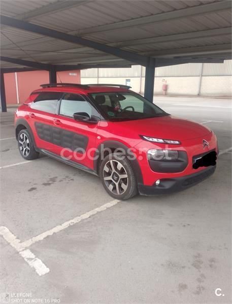 Rojo Usado 2015 Citroën C4 Cactus Feel Utilitario | 7000 € (Precio justo) - Imagen 1/4