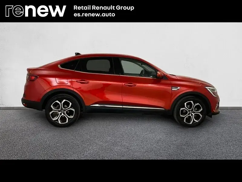 Usado Renault Arkana Techno 145 CV (106 kW) 2023 Rojo SUV