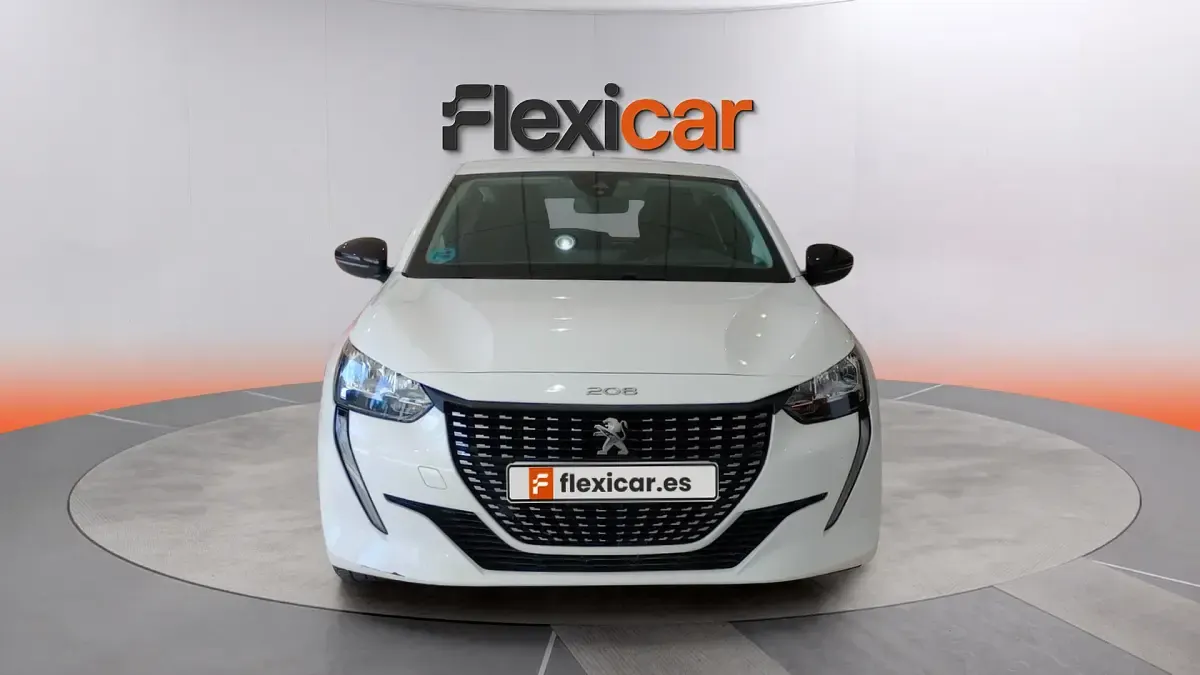 Usado Peugeot 208 Active 101 CV (74 kW) 2022 Blanco Utilitario