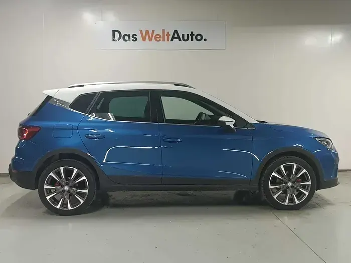 Usado Seat Arona FR 115 CV (84 kW) 2025 Azul SUV