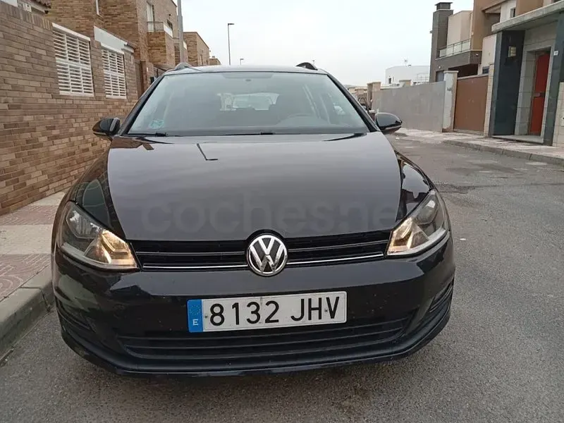 Usado VW Golf VII Edition 110 CV (80 kW) 2015 Negro Familiar