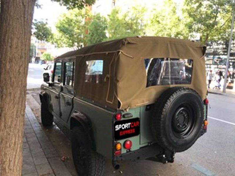 Usado Land Rover Defender 122 CV (89 kW) 2002 Verde Familiar