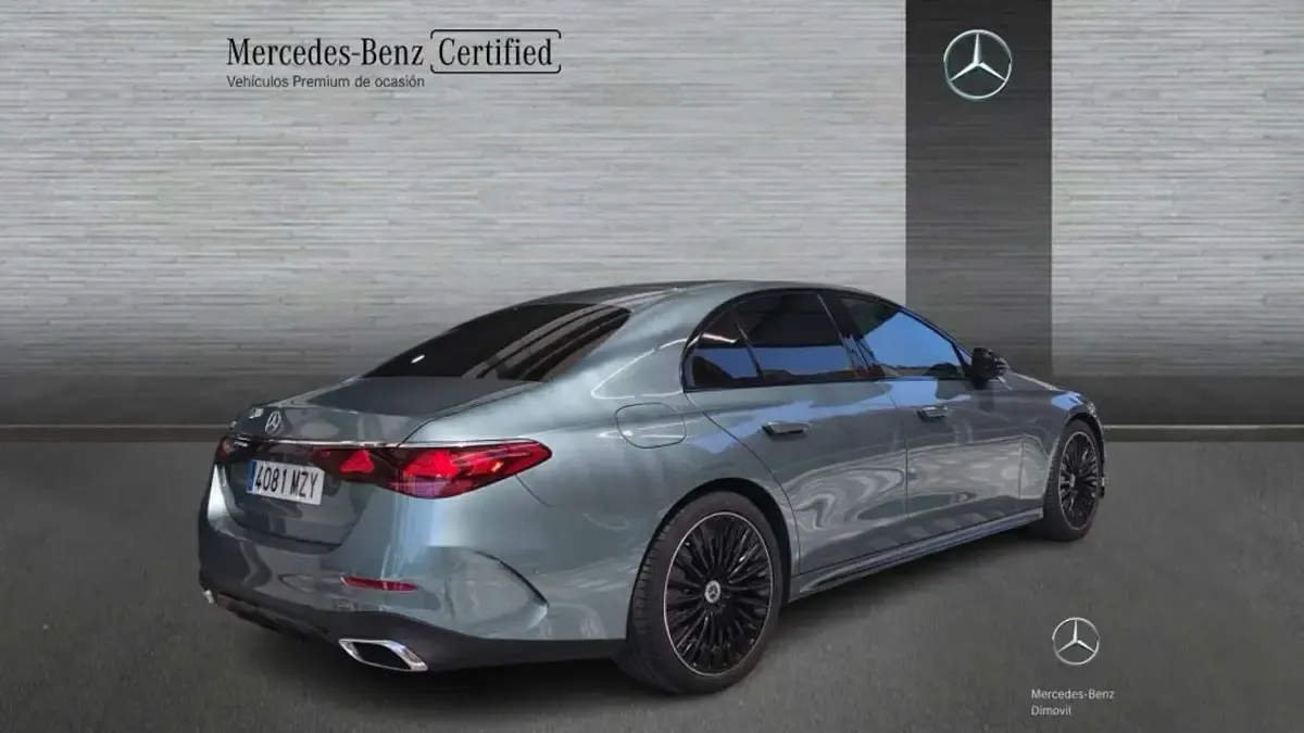 Usado Mercedes E220 197 CV (144 kW) 2025 Verde Berlina
