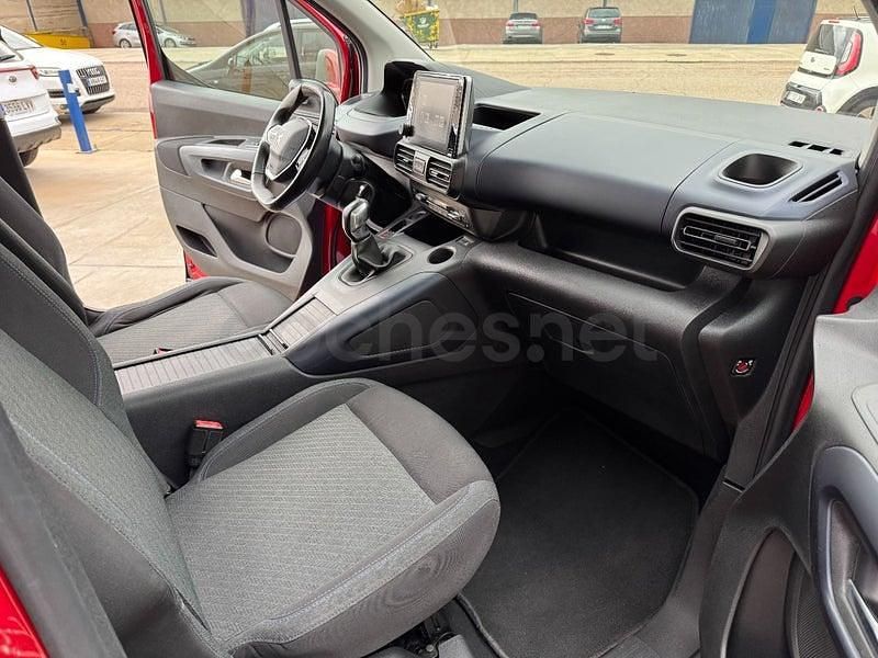 Usado Peugeot Rifter Allure 100 CV (73 kW) 2019 Rojo Monovolumen