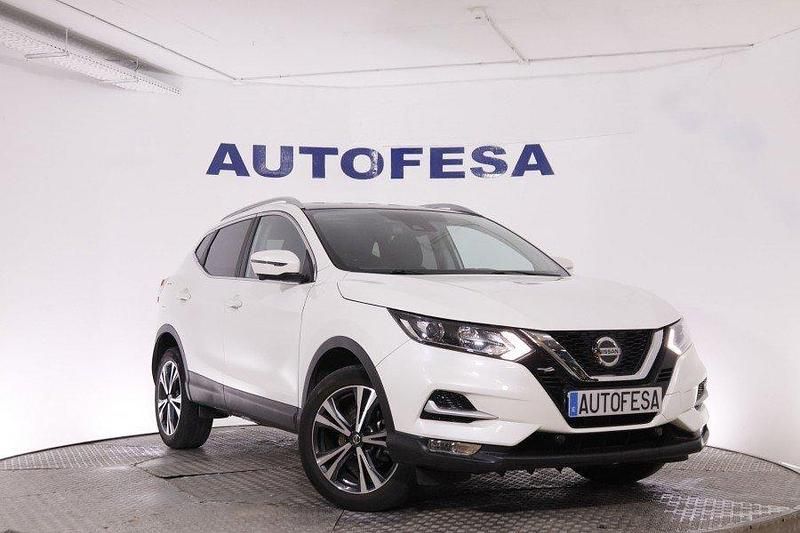 Usado Nissan Qashqai N-Connecta 115 CV (84 kW) 2018 Blanco SUV