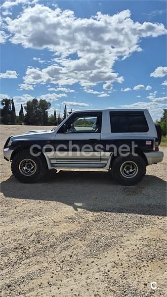 Usado Mitsubishi Montero 125 CV (91 kW) 2000 Gris / plata SUV