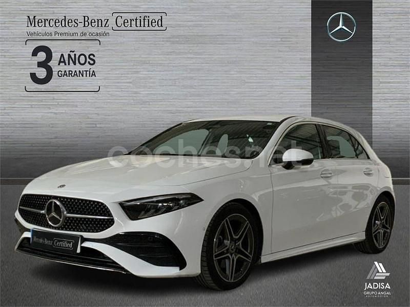 Blanco Usado 2025 Mercedes A180 Berlina | 32.990 € (Precio justo) - Imagen 1/4