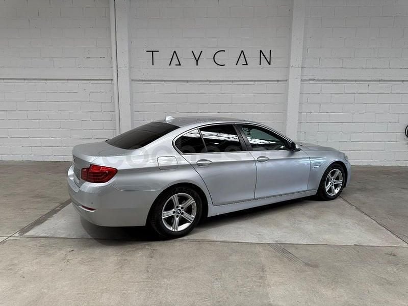 Usado BMW 518 150 CV (110 kW) 2015 Gris / plata Berlina