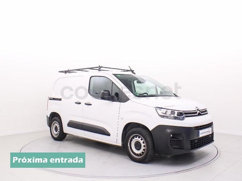 Usado Citroën Berlingo 102 CV (75 kW) 2024 Blanco Monovolumen