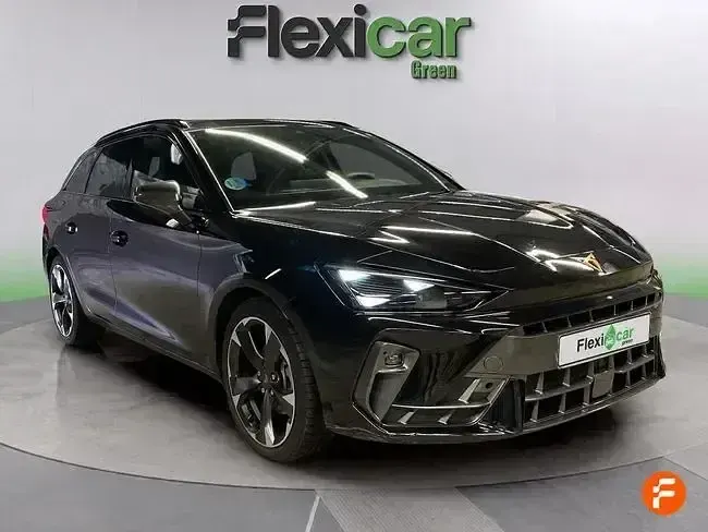 Usado Cupra Leon 150 CV (110 kW) 2025 Negro Berlina
