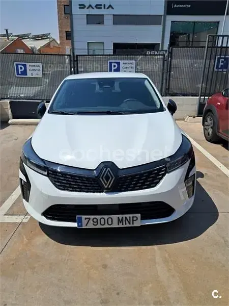 Usado Renault Clio V Evolution 100 CV (73 kW) 2024 Blanco Berlina
