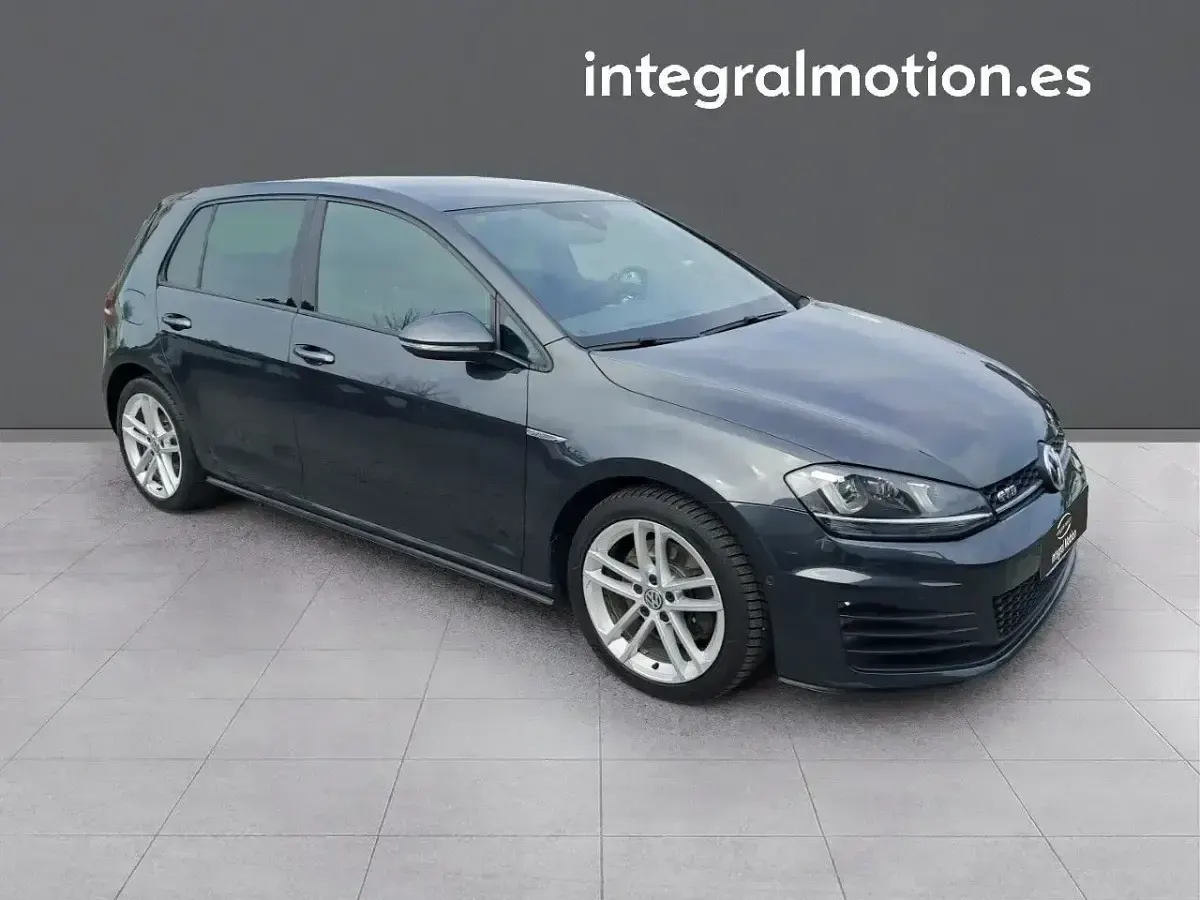 Usado VW Golf VII GTD 183 CV (134 kW) 2017 Negro Berlina
