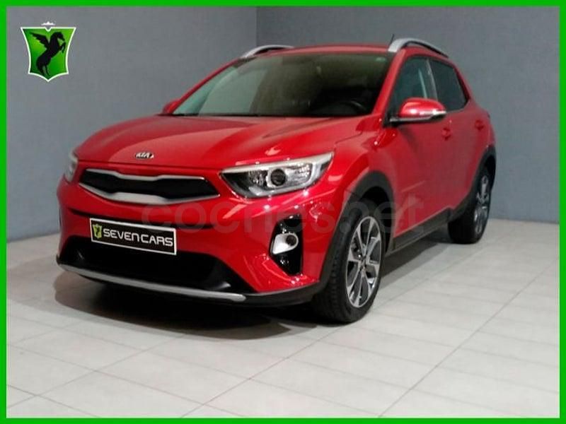 Usado Kia Stonic 120 CV (88 kW) 2017 Granate SUV