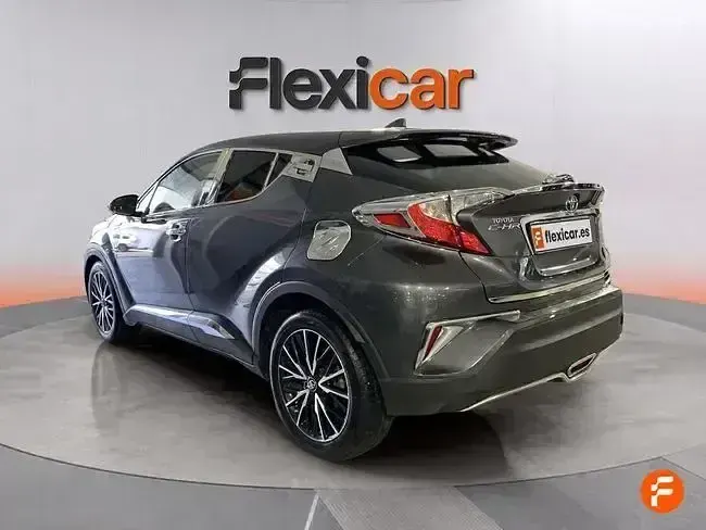Usado Toyota C-HR Advance 122 CV (89 kW) 2018 Gris SUV