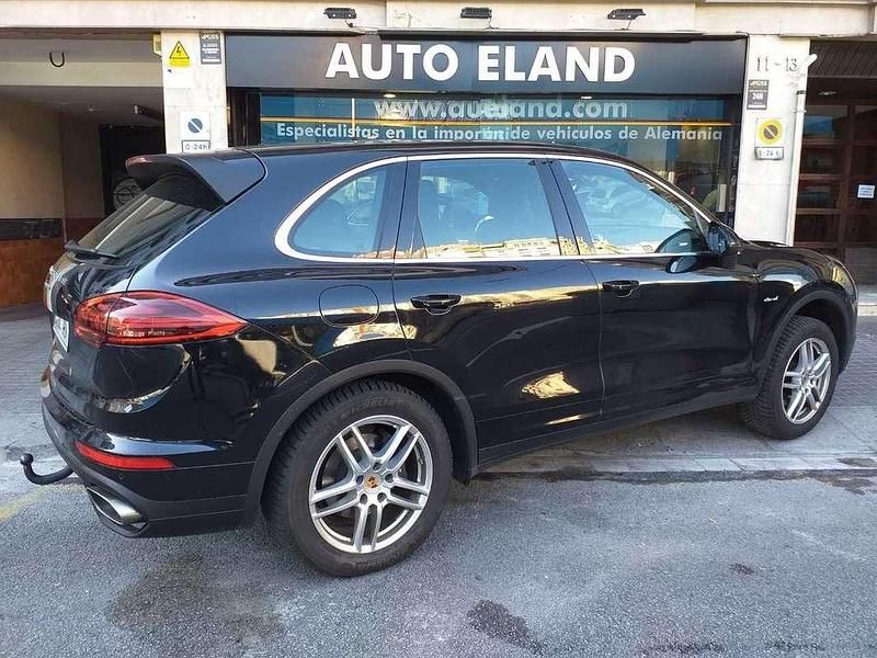 Negro Usado 2015 Porsche Cayenne SUV | 44.900 € (Caro) - Imagen 1/4