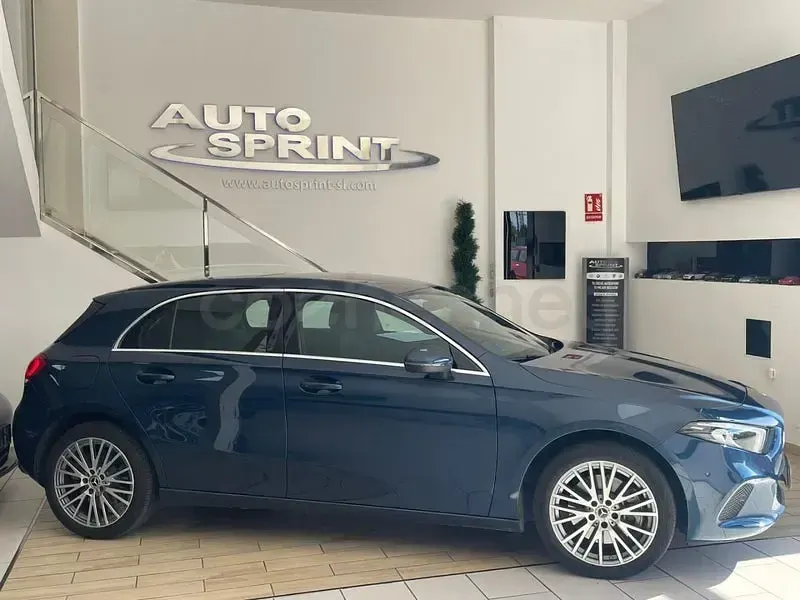 Usado Mercedes A250 218 CV (160 kW) 2022 Azul Berlina