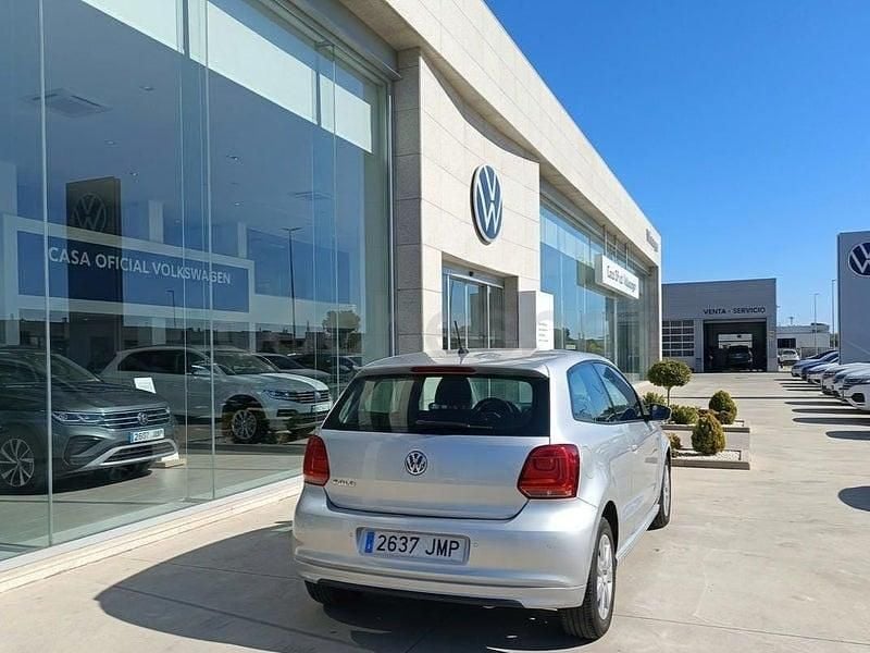 Usado VW Polo 75 HP (55 kW) 2012 Cinzento Citadino