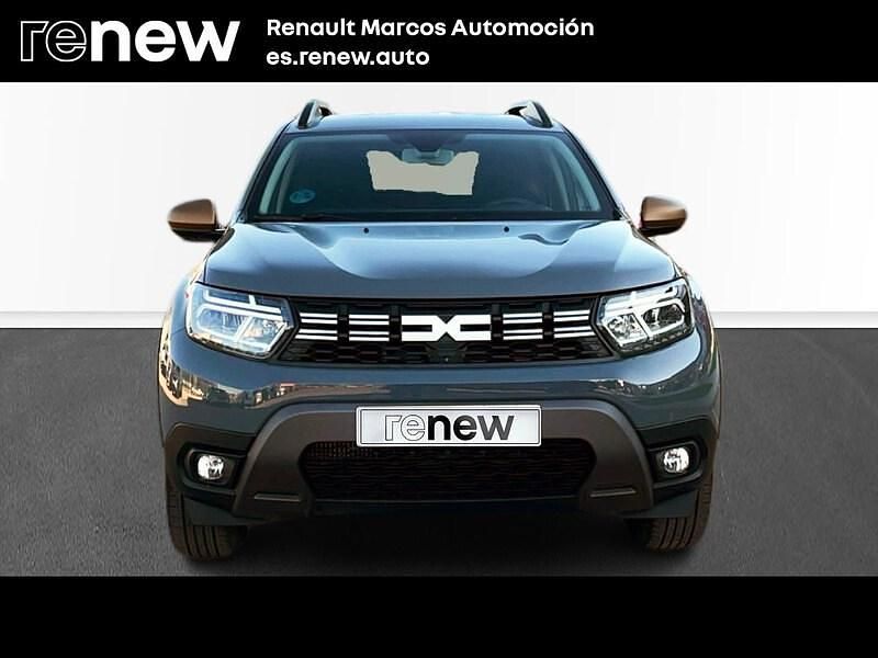 Käytetty Dacia Duster Journey 130 HP (95 kW) 2023 Harmaa Katumaasturi