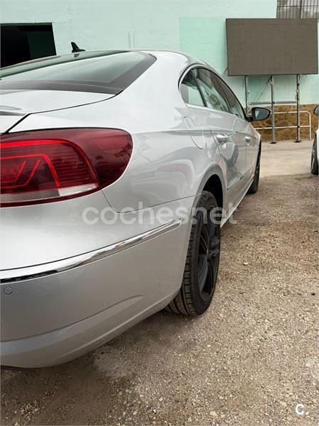 Usado VW CC 140 CV (102 kW) 2013 Gris / plata Berlina