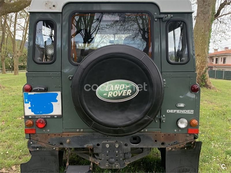 Usado Land Rover Defender S 122 CV (89 kW) 2011 Verde Familiar