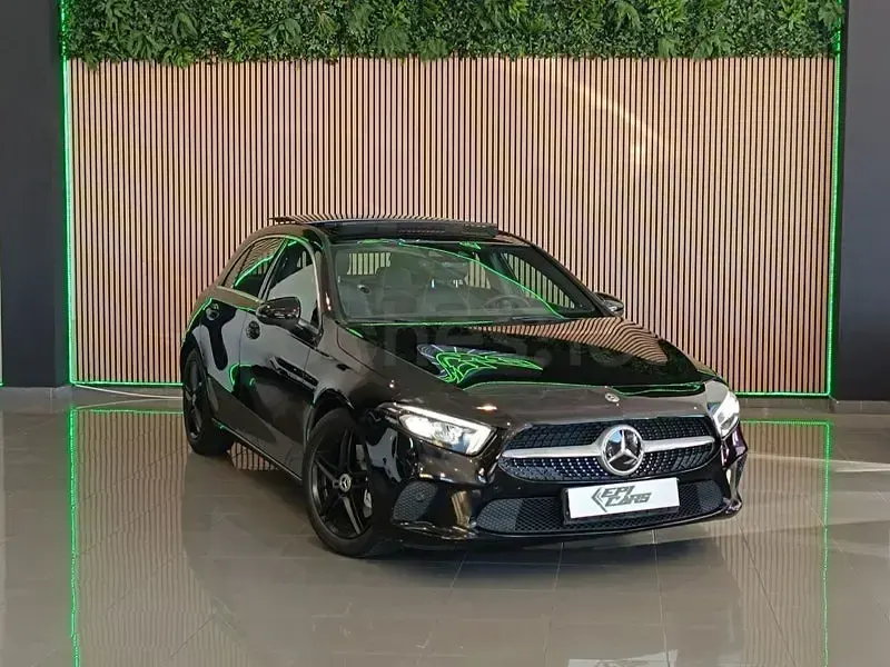 Usado Mercedes A220 190 CV (139 kW) 2019 Negro Berlina
