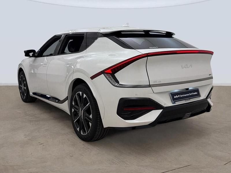 Usado Kia EV6 GT-Line 168 kW (229 CV) 2025 Blanco SUV