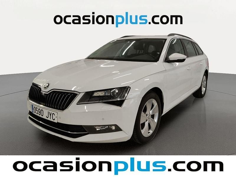 Blanco Usado 2017 Skoda Superb Ambition Familiar | 14.690 € (Buen precio) - Imagen 1/4