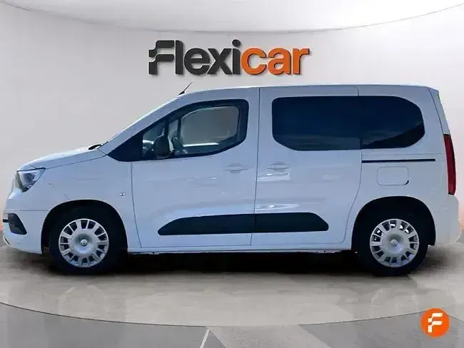 Usado Opel Combo Edition 102 CV (75 kW) 2021 Blanco Monovolumen