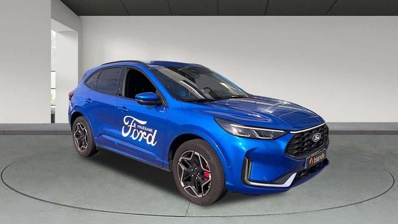 Usado Ford Kuga ST-Line X 243 CV (178 kW) 2024 Azul SUV
