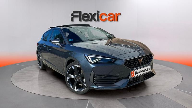 Usado Cupra Leon 150 CV (110 kW) 2023 Gris Berlina