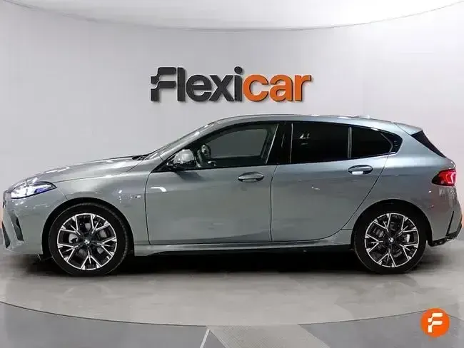 Usado BMW 120 170 CV (125 kW) 2025 Gris Utilitario