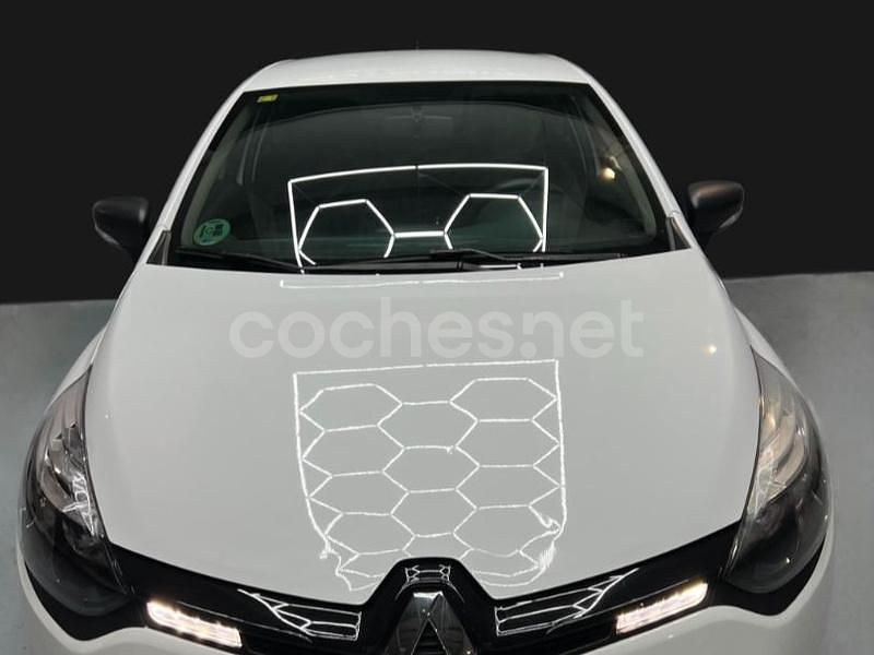Usado Renault Clio IV Authentique 75 CV (55 kW) 2016 Blanco Berlina