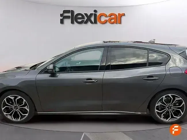 Usado Ford Focus Active 125 CV (91 kW) 2020 Gris Berlina