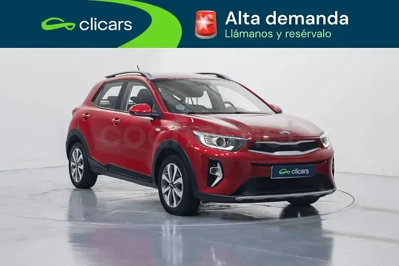 Usado Kia Stonic 84 CV (61 kW) 2020 Rojo SUV