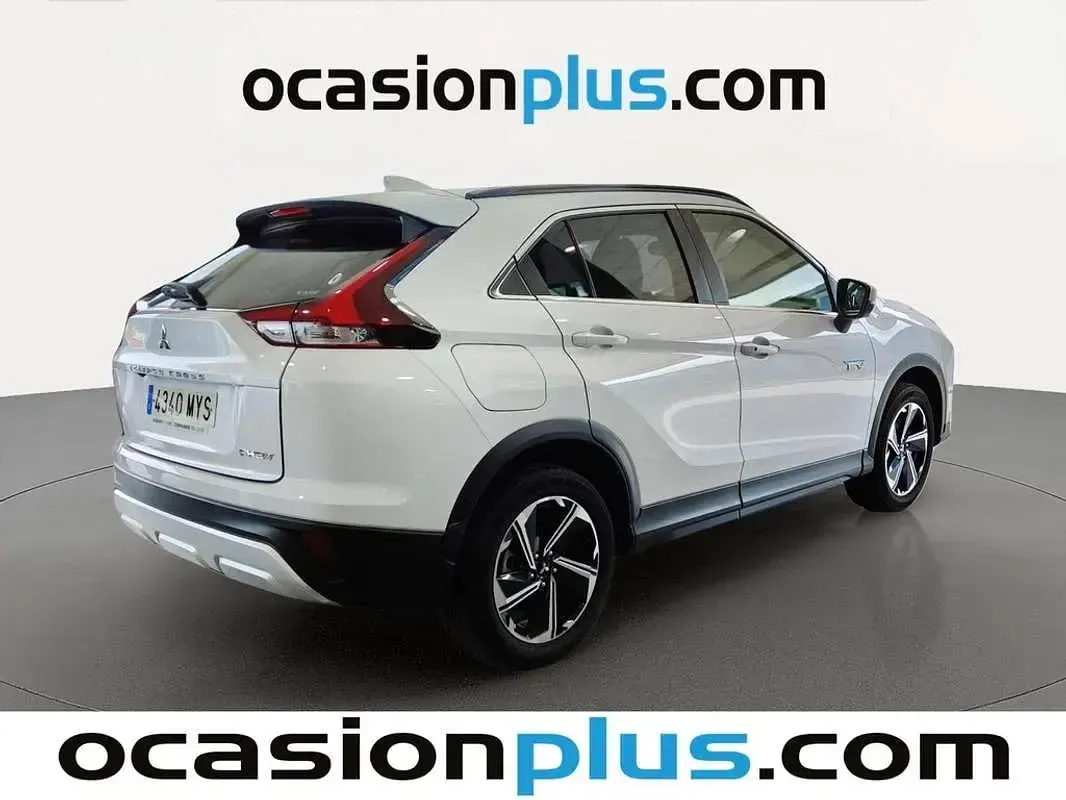 Usado Mitsubishi Eclipse Cross 188 CV (138 kW) 2025 Blanco SUV